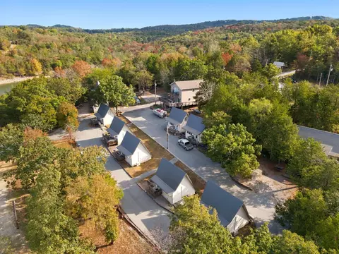 View/Area - 423 Eagle Dr, Reeds Spring, MO 65737 photo 2 of 9