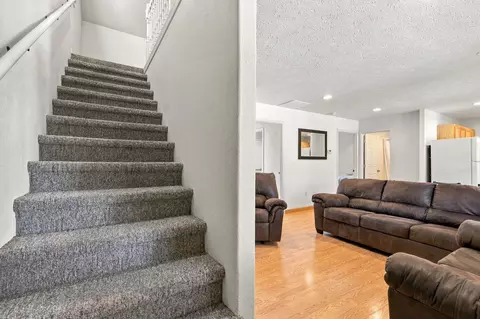 Entry Way - 425 Eagle Dr, Reeds Spring, MO 65737 photo 1 of 1