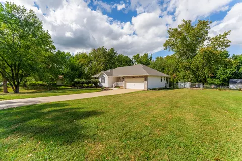 Exterior - 2305 Westwind Dr, Ozark, MO 65721 photo 14 of 33