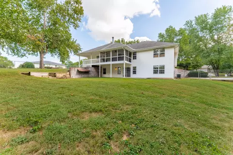 Exterior - 2305 Westwind Dr, Ozark, MO 65721 photo 2 of 33