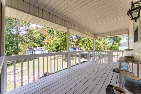 Exterior - 2305 Westwind Dr, Ozark, MO 65721 photo 10 of 33