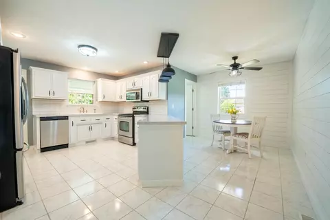 Kitchen - 2305 Westwind Dr, Ozark, MO 65721 photo 4 of 4
