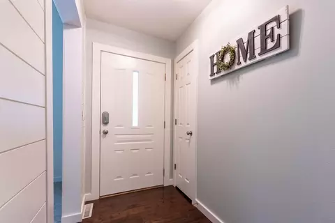 Entry Way - 2305 Westwind Dr, Ozark, MO 65721 photo 2 of 4