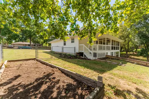 Exterior - 2305 Westwind Dr, Ozark, MO 65721 photo 7 of 33