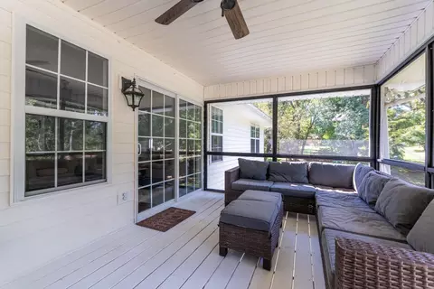 Exterior - 2305 Westwind Dr, Ozark, MO 65721 photo 9 of 33