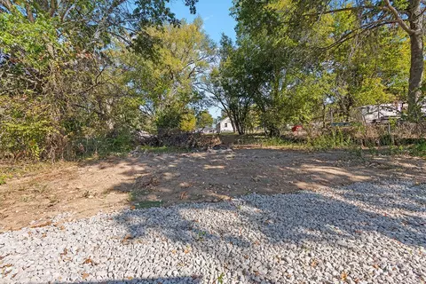 Exterior - 202 E Grand Ave, Ava, MO 65608 photo 6 of 7