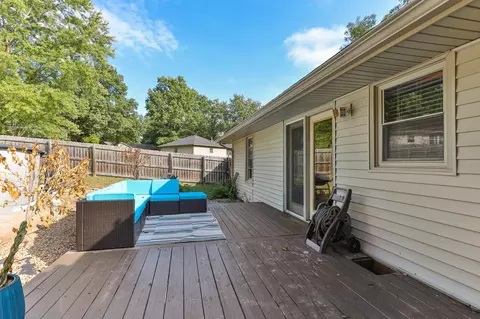 Exterior - 5705 S Honeysuckle Ln, Battlefield, MO 65619 photo 5 of 9