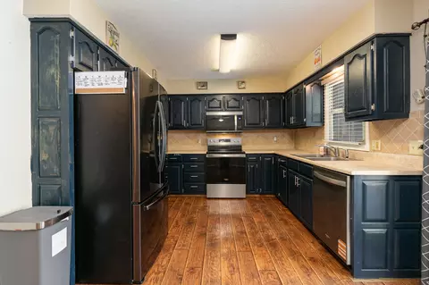 Kitchen - 5705 S Honeysuckle Ln, Battlefield, MO 65619 photo 1 of 3