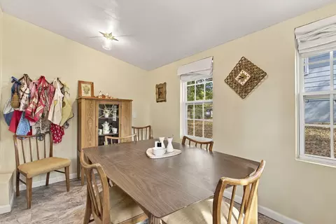 Dining - 292 Lakeside Dr, Forsyth, MO 65653 photo 1 of 2