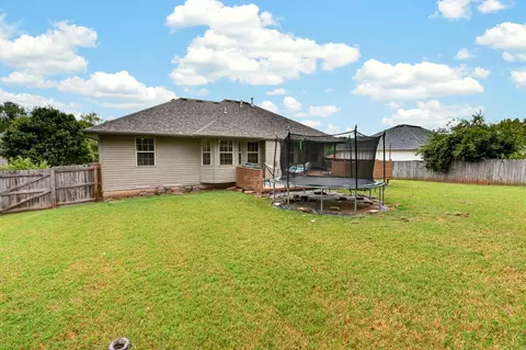 Exterior - 5761 S Fairview Ave, Springfield, MO 65810 photo 8 of 8