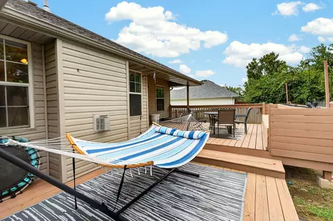 Exterior - 5761 S Fairview Ave, Springfield, MO 65810 photo 4 of 8