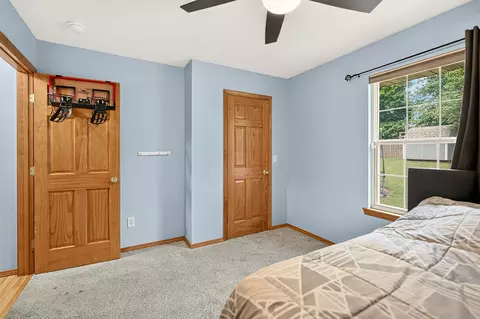 Bedroom - 5761 S Fairview Ave, Springfield, MO 65810 photo 6 of 8