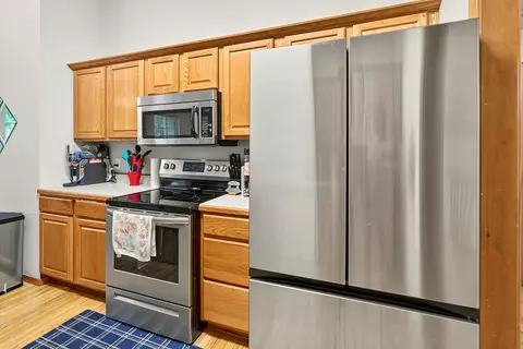 Kitchen - 5761 S Fairview Ave, Springfield, MO 65810 photo 3 of 3