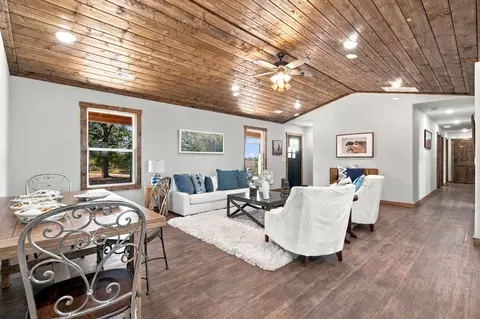 Entry Way - 4005 State Highway D, Crane, MO 65633 photo 1 of 1