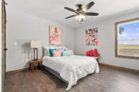 Bedroom - 4005 State Highway D, Crane, MO 65633 photo 3 of 5