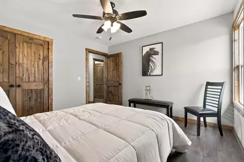 Bedroom - 4005 State Highway D, Crane, MO 65633 photo 5 of 5