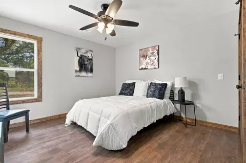 Bedroom - 4005 State Highway D, Crane, MO 65633 photo 4 of 5