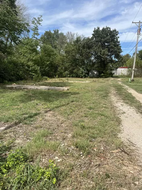 346 W Washington St, Verona, MO 65769