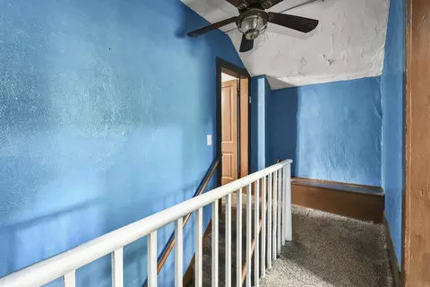 Entry Way - 1908 N Robberson Ave, Springfield, MO 65803 photo 2 of 3