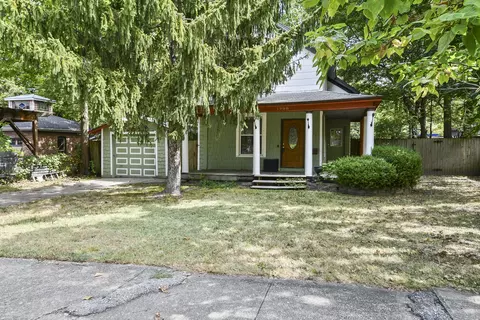 Exterior - 1908 N Robberson Ave, Springfield, MO 65803 photo 3 of 12