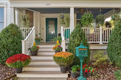Exterior - 527 Center St, Mount Vernon, MO 65712 photo 2 of 15