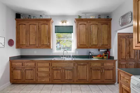 Kitchen - 527 Center St, Mount Vernon, MO 65712 photo 1 of 3