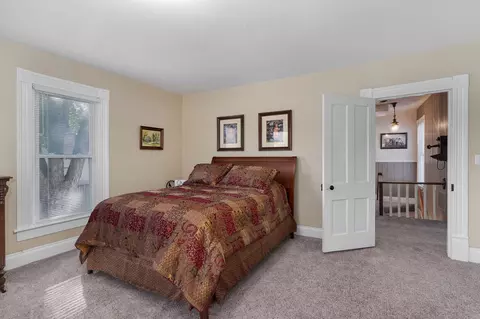 Bedroom - 527 Center St, Mount Vernon, MO 65712 photo 6 of 8