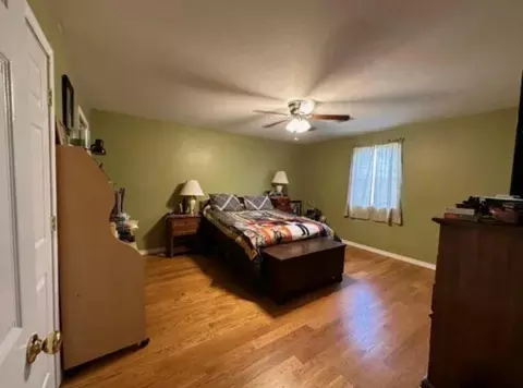 Bedroom - 63 County Road 364, Thayer, MO 65791 photo 1 of 1