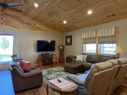 Living - 20085 Missouri 181, Dora, MO 65637 photo 3 of 3