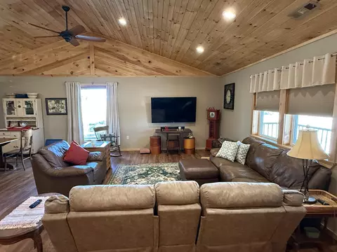 Living - 20085 Missouri 181, Dora, MO 65637 photo 1 of 3