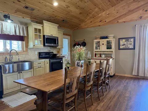 Kitchen - 20085 Missouri 181, Dora, MO 65637 photo 3 of 3
