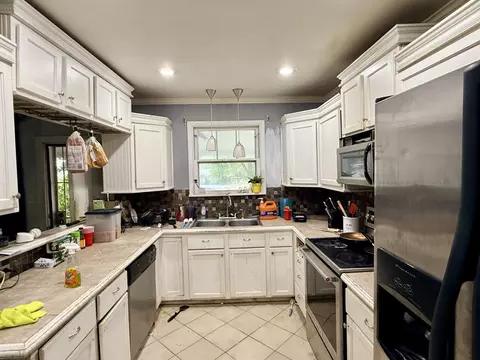 Kitchen - 2629 E Division St, Springfield, MO 65803 photo 1 of 1