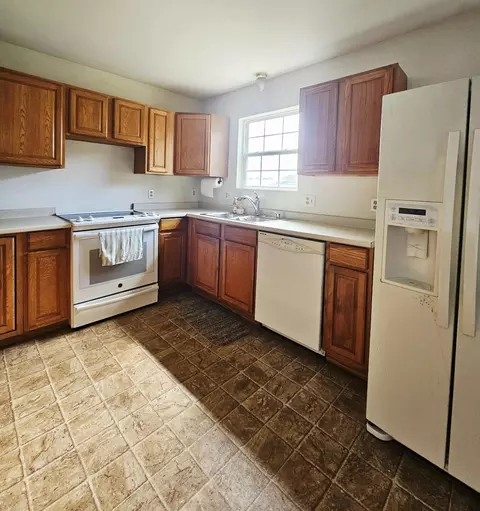 Kitchen - 524 E Yale St, Liberal, MO 64762 photo 2 of 3