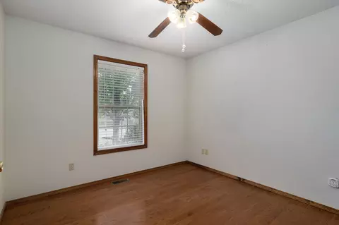 Bedroom - 981 W Jake Flood Cir, Nixa, MO 65714 photo 2 of 3