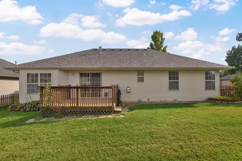 Exterior - 981 W Jake Flood Cir, Nixa, MO 65714 photo 8 of 9