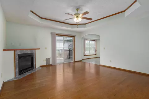 Living - 981 W Jake Flood Cir, Nixa, MO 65714 photo 1 of 3