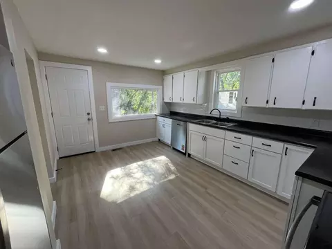Kitchen - 2300 N Main Ave, Springfield, MO 65803 photo 1 of 3