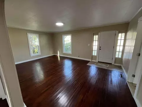 Living - 2300 N Main Ave, Springfield, MO 65803 photo 2 of 6