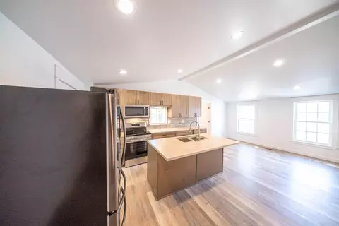 Kitchen - 424 N 3rd St, Thayer, MO 65791 photo 3 of 3