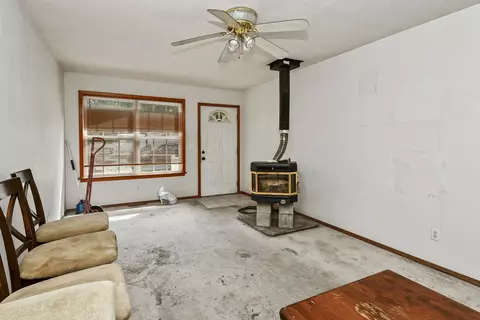 119 Cherry St, Marshfield, MO 65706 photo 9