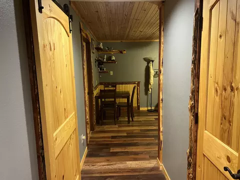 Entry Way - 838 Alpha Dr, Brixey, MO 65618 photo 1 of 2
