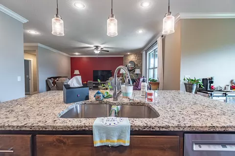 Kitchen - 614 N Eagle Park Dr, Nixa, MO 65714 photo 2 of 5