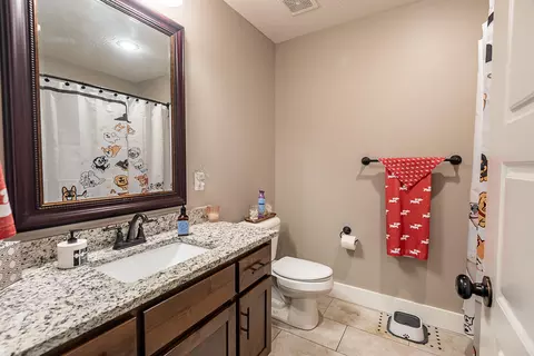 Bath - 614 N Eagle Park Dr, Nixa, MO 65714 photo 7 of 8