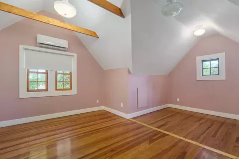 Bedroom - 1328 E Bennett St, Springfield, MO 65804 photo 5 of 6