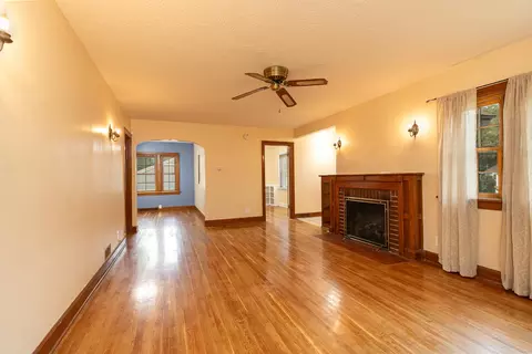 Living - 1328 E Bennett St, Springfield, MO 65804 photo 2 of 7