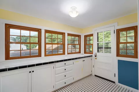 Other - 1328 E Bennett St, Springfield, MO 65804 photo 3 of 12
