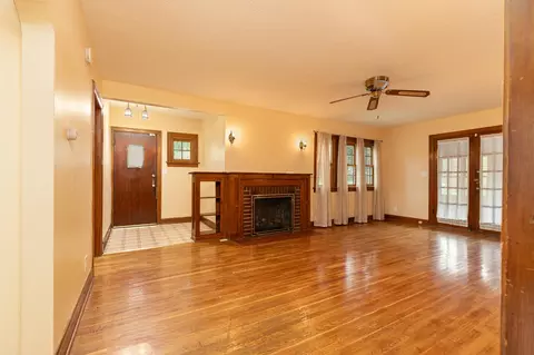 Living - 1328 E Bennett St, Springfield, MO 65804 photo 1 of 7