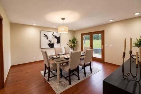 Dining - 385 Jones Rd, Ozark, MO 65721 photo 1 of 4