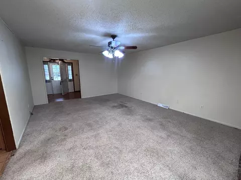 Living - 3233 S Jefferson Ave, Springfield, MO 65807 photo 6 of 6