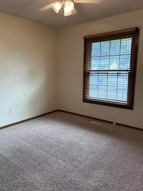 Bedroom - 3233 S Jefferson Ave, Springfield, MO 65807 photo 1 of 7